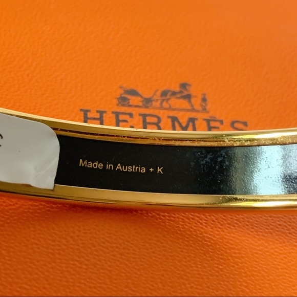 Hermès Caleche Enamel Bangle Bracelet - Picture 6 of 8